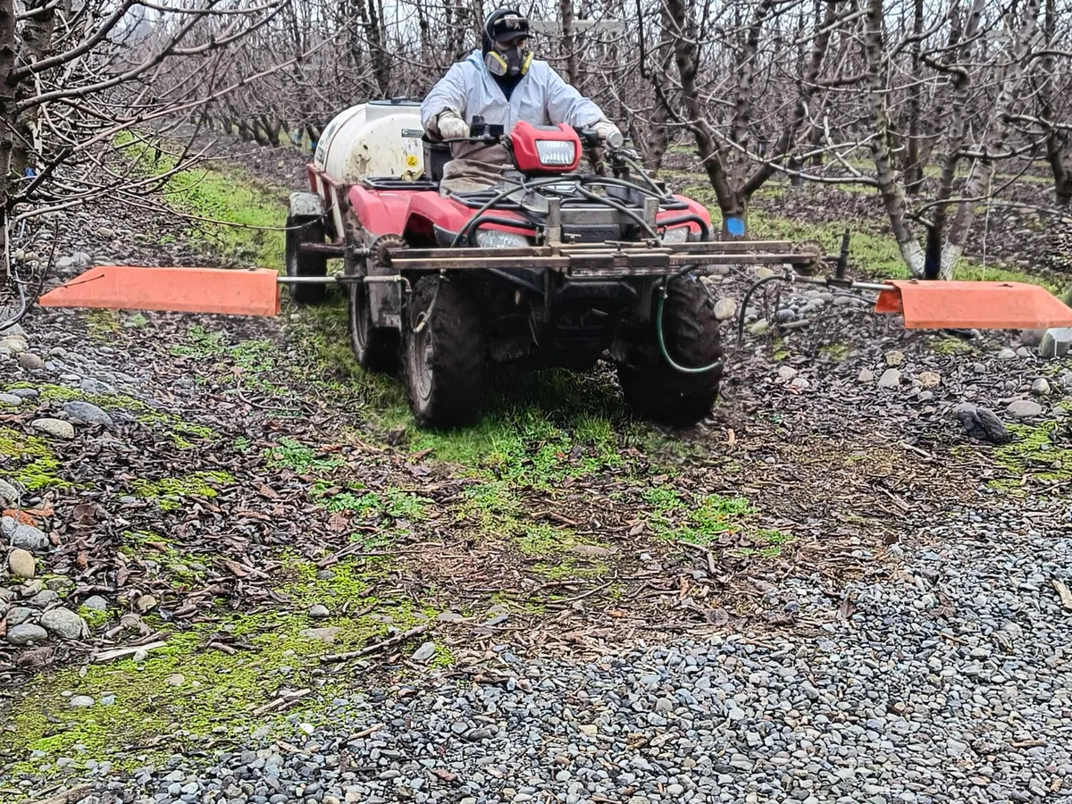 Aplicación terrestre JEB con cuadrimoto